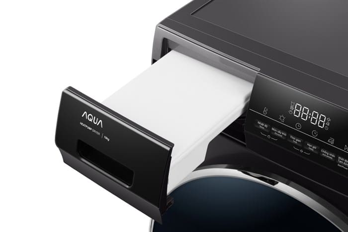 Máy sấy bơm nhiệt Aqua 10 kg AQH-H1000H PS